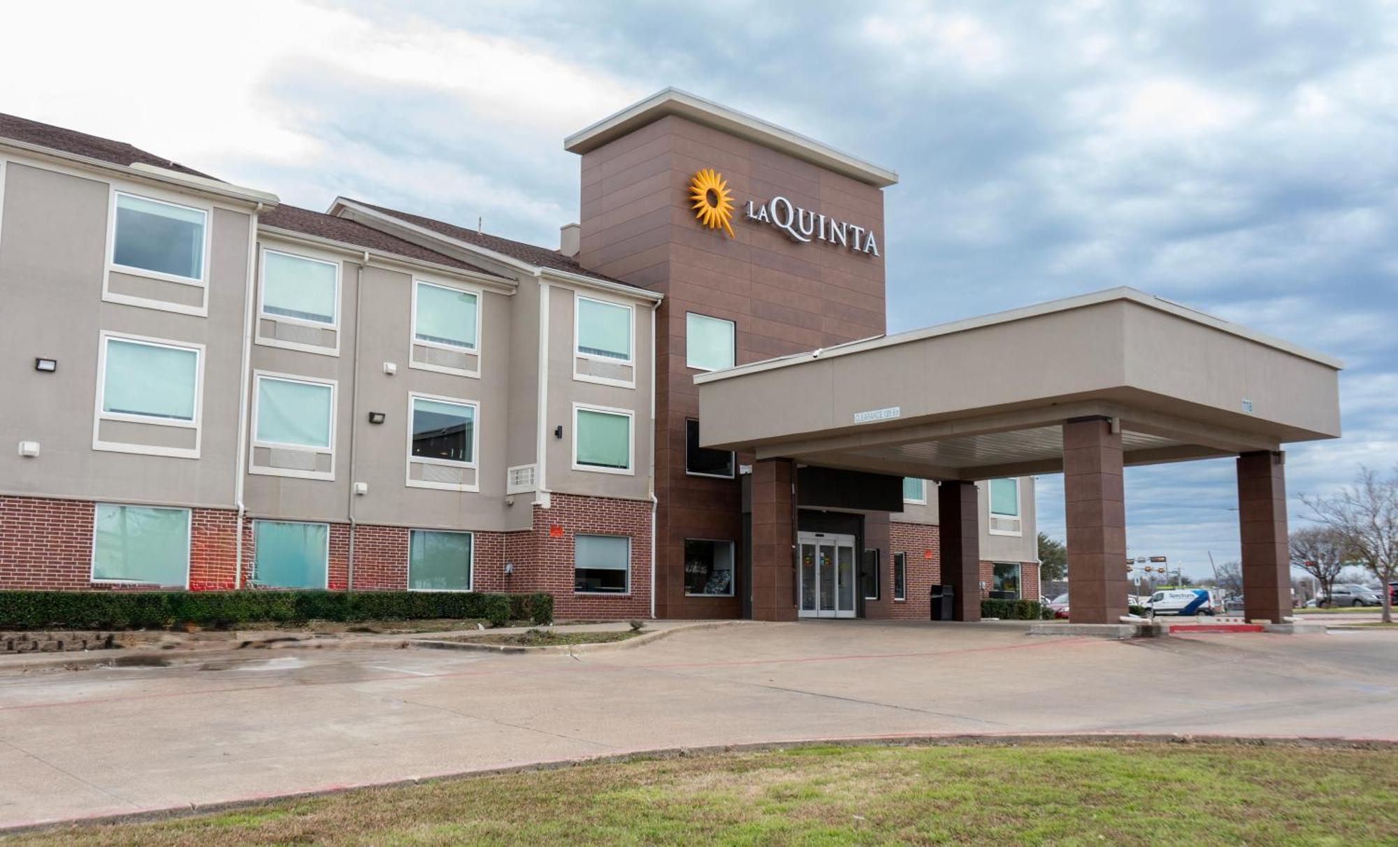 La Quinta By Wyndham Dallas Mesquite Exterior photo
